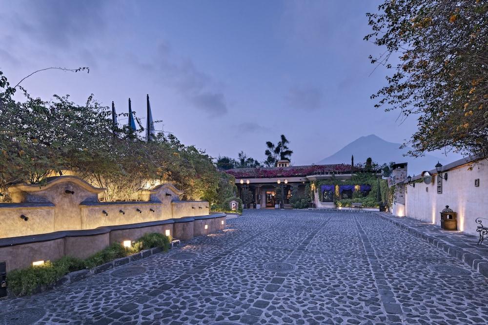 Camino Real Antigua Hotel Exterior foto